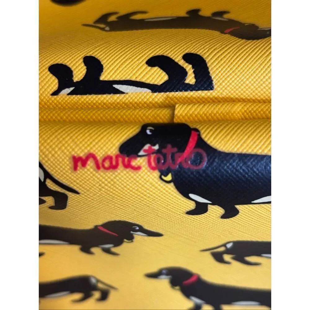 Marc Tetro cosmetic bag